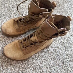 Nike SFB Gen 2 boots, size 10.5 Color coyote brown